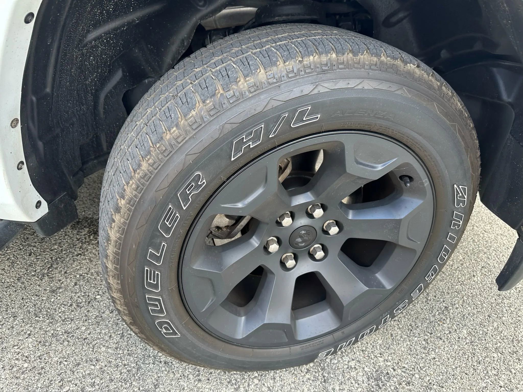 Used 2021 RAM 1500 Big Horn w/ Built-to-serve Edition image 9