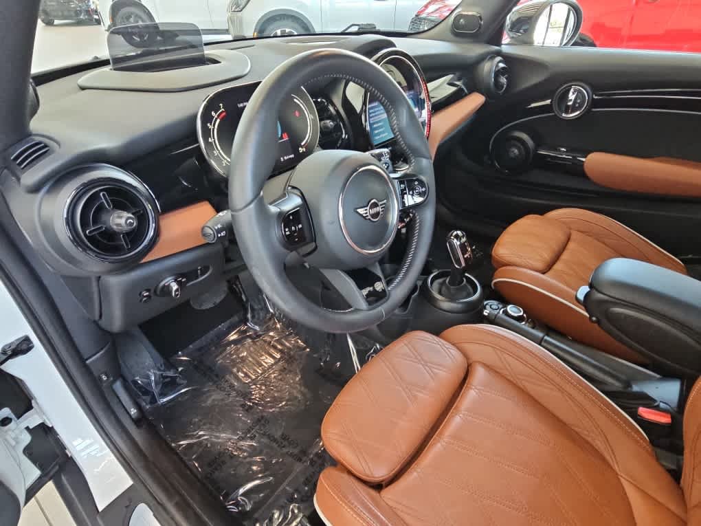 Certified 2024 MINI Cooper S FWD image 17