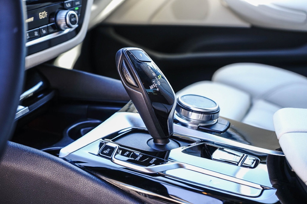 Certified 2023 BMW 540i w/ Convenience Package RWD image 19