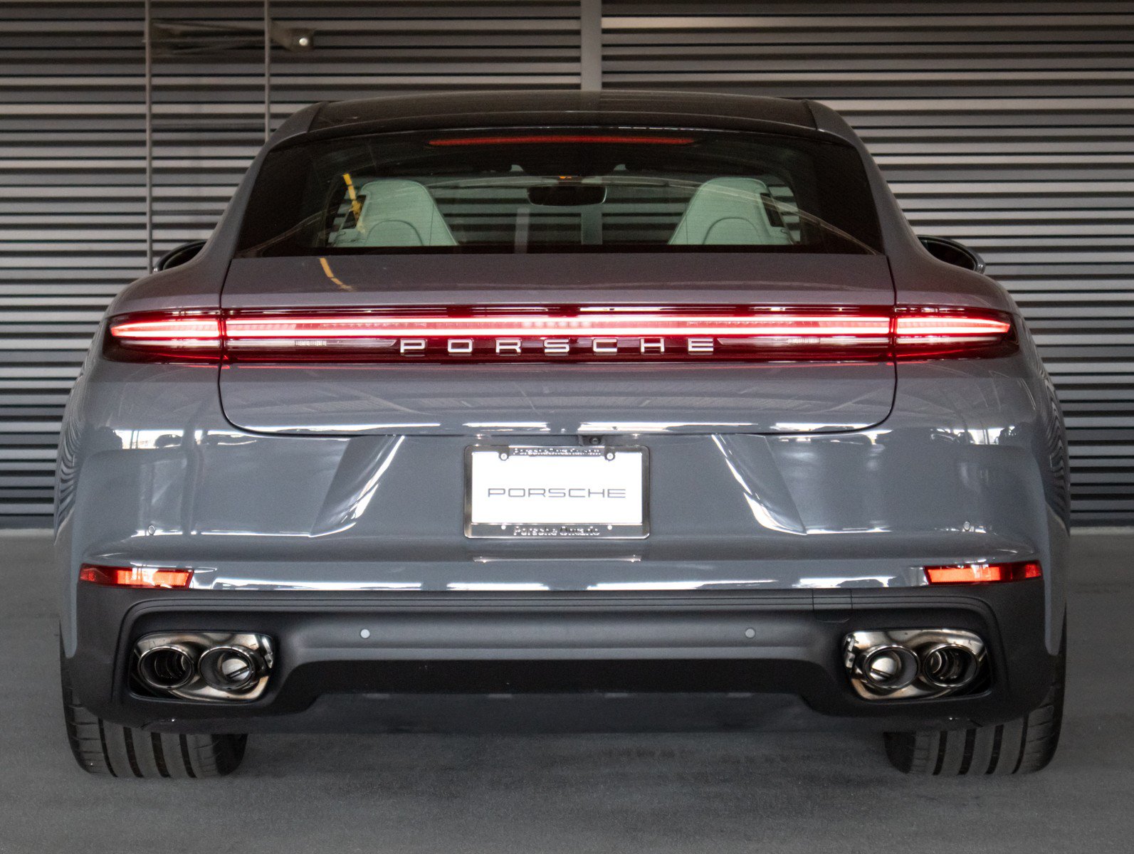 Used 2026 Porsche Panamera image 9