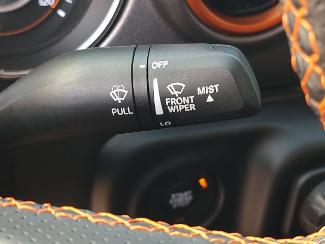 Used 2023 Jeep Gladiator Mojave w/ LED Lighting Group AWD/4WD image 24