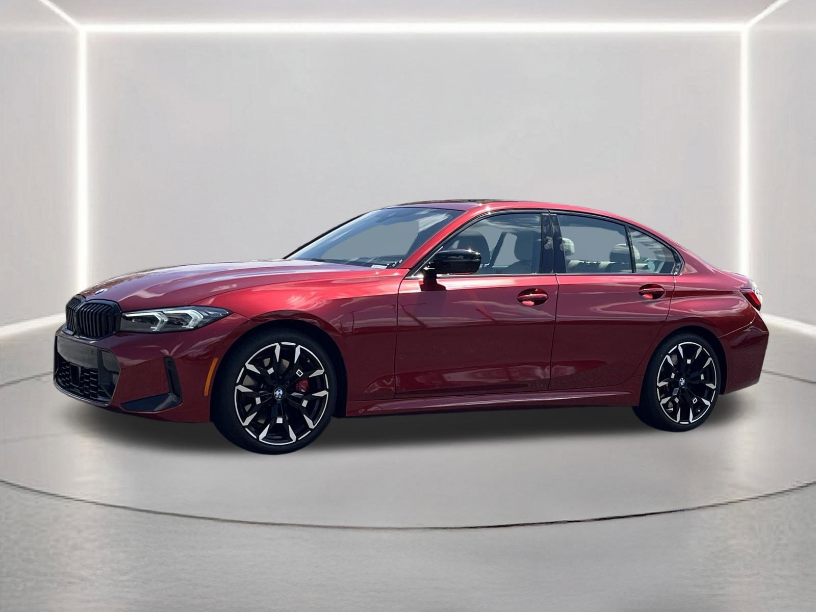 Used 2026 BMW 330i Sedan w/ M Sport Package image 24