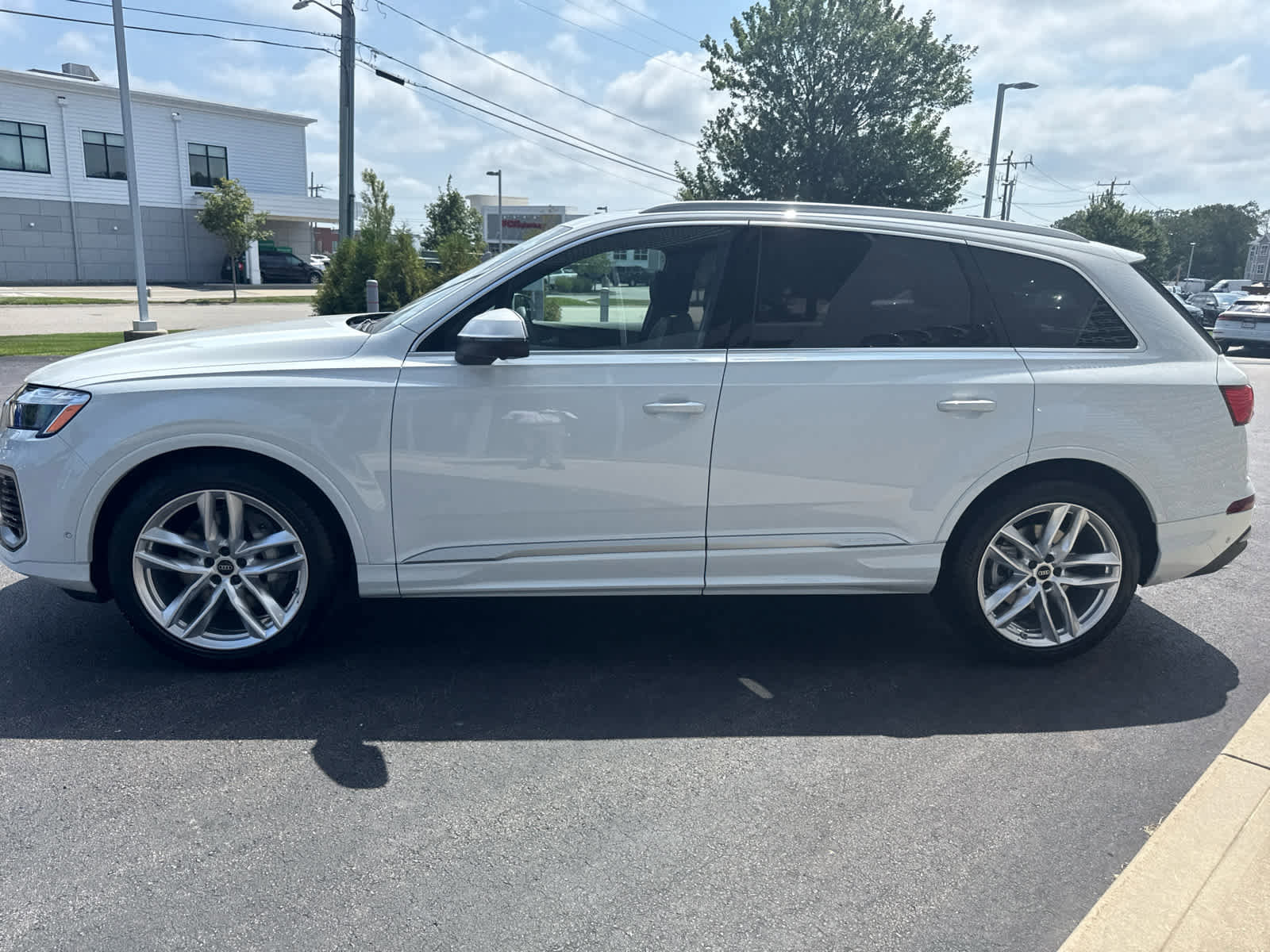 New 2025 Audi Q7 3.0T Premium Plus image 5