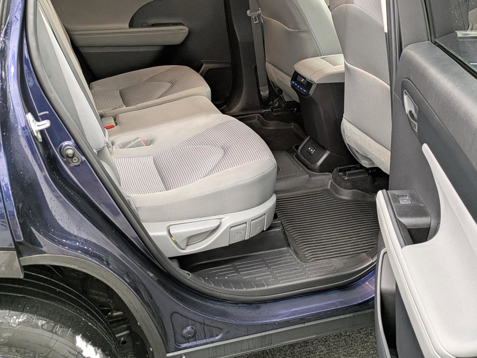 Used 2022 Toyota Highlander LE image 15