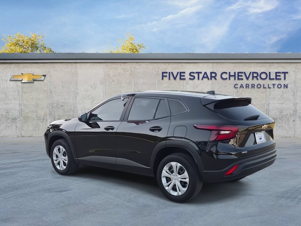 Used 2024 Chevrolet Trax LS FWD image 6