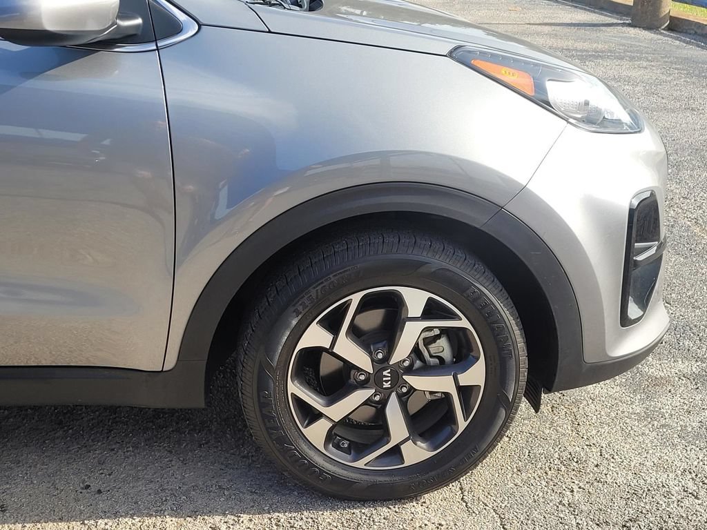 Used 2022 Kia Sportage LX FWD image 7