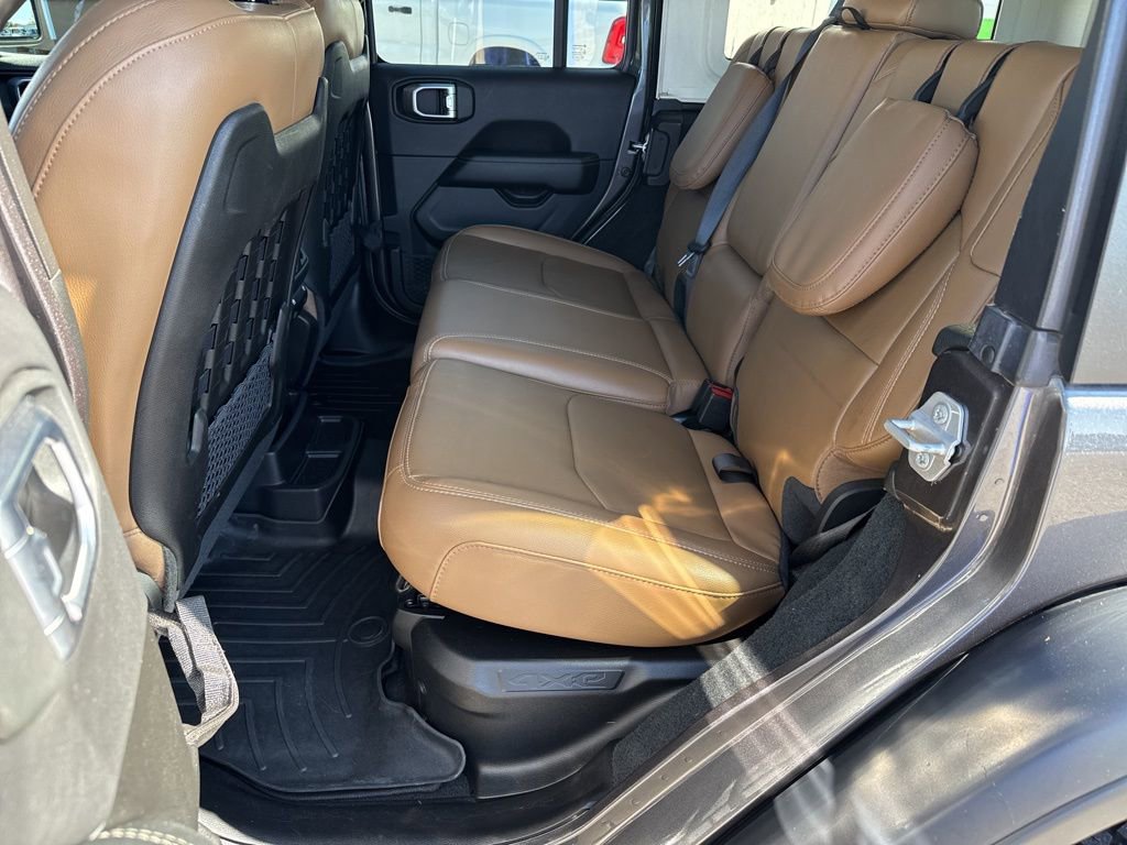 Used 2022 Jeep Wrangler Unlimited Rubicon 4xe image 29