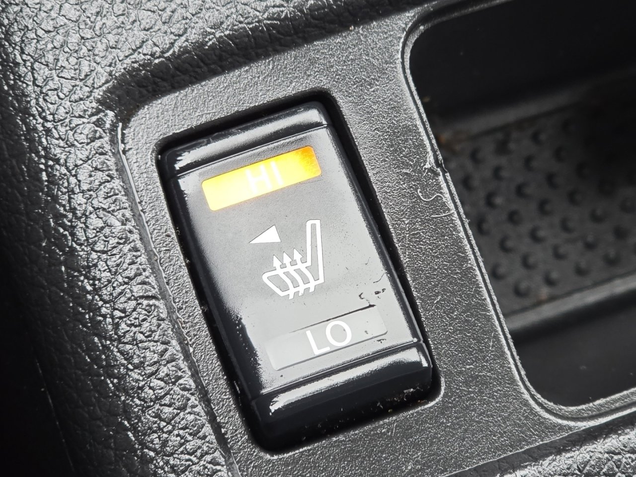 Used 2020 Nissan Rogue SV image 6