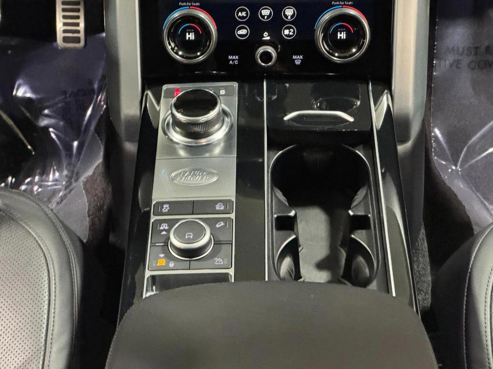 Used 2021 Land Rover Range Rover P525 Westminster Edition image 17