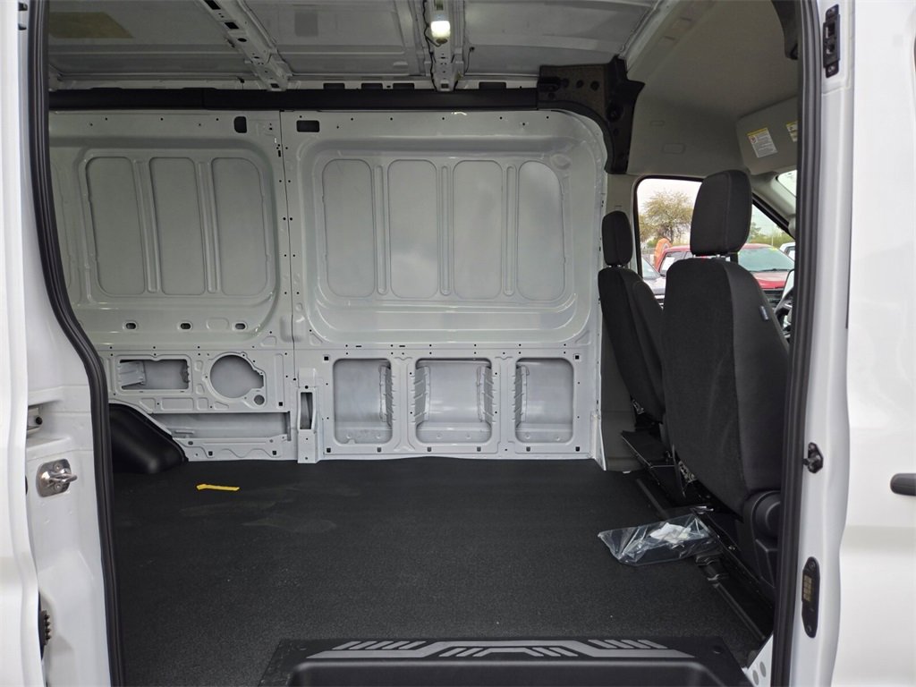 New 2025 Ford Transit 250 148 Medium Roof image 13