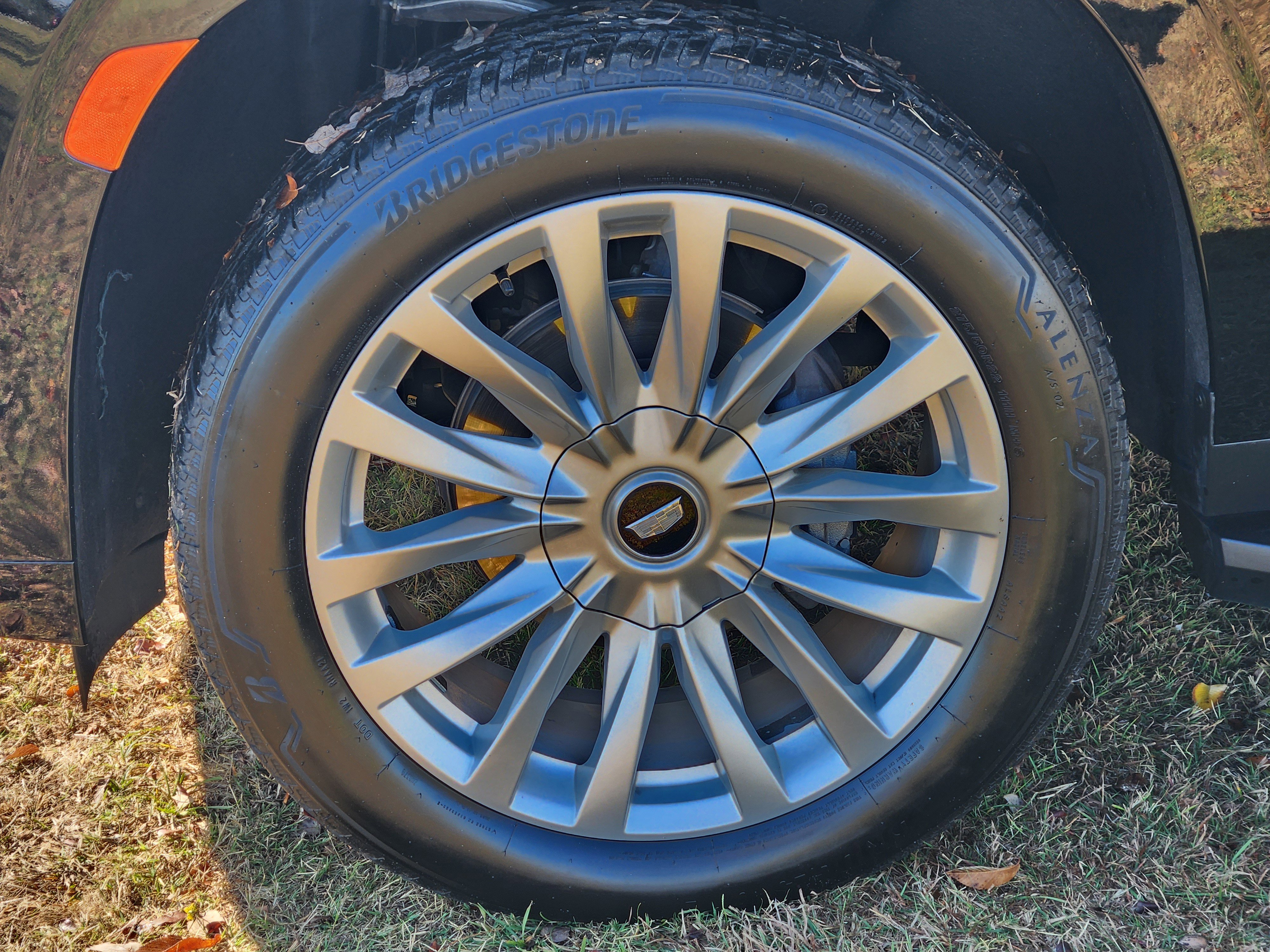 Certified 2024 Cadillac Escalade Luxury image 12