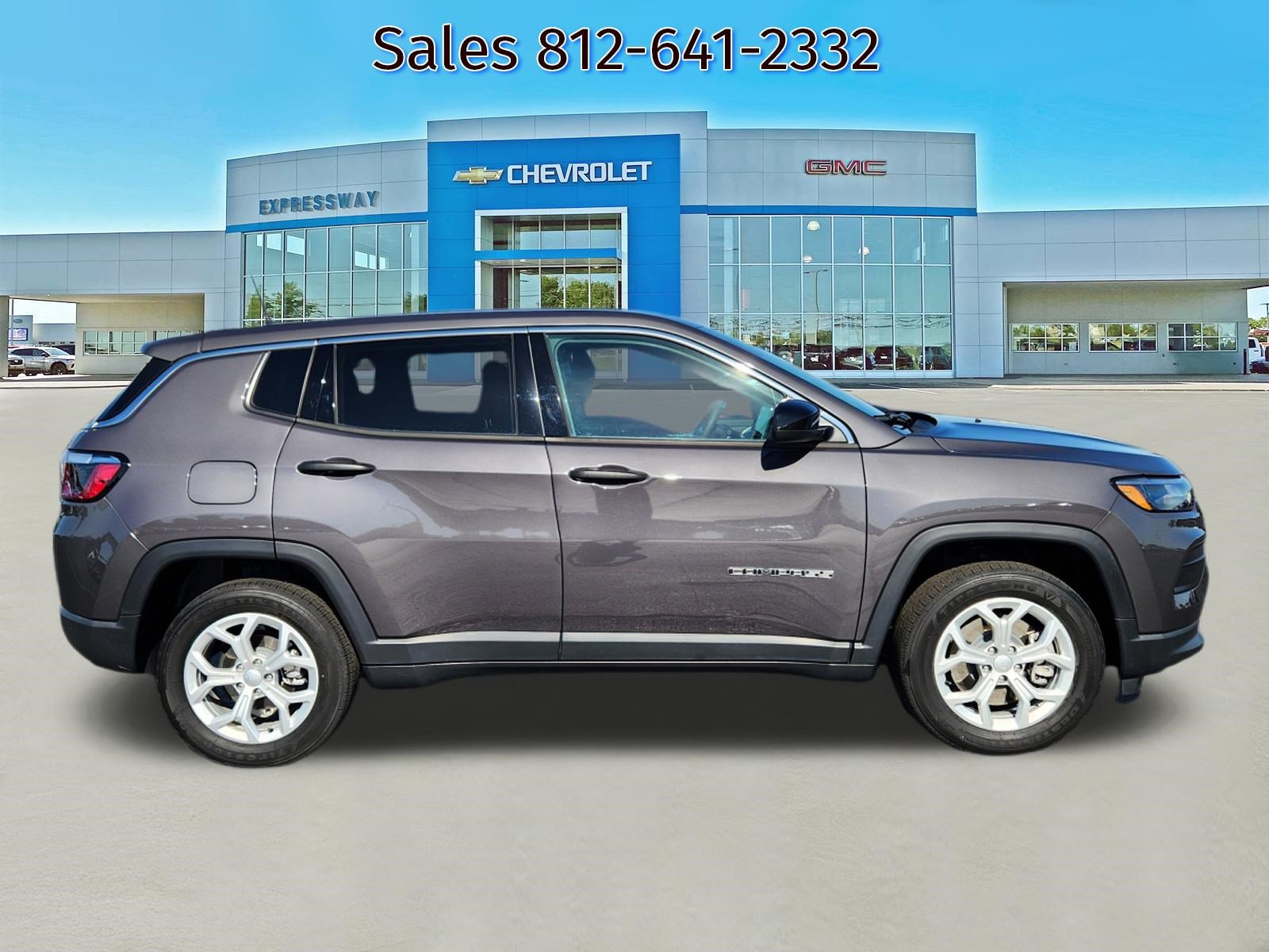 Used 2024 Jeep Compass Sport AWD/4WD image 8