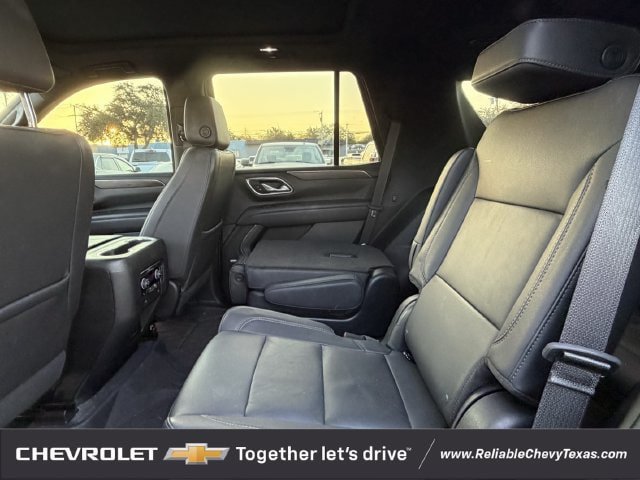 Used 2023 Chevrolet Tahoe Z71 w/ Luxury Package AWD/4WD image 33