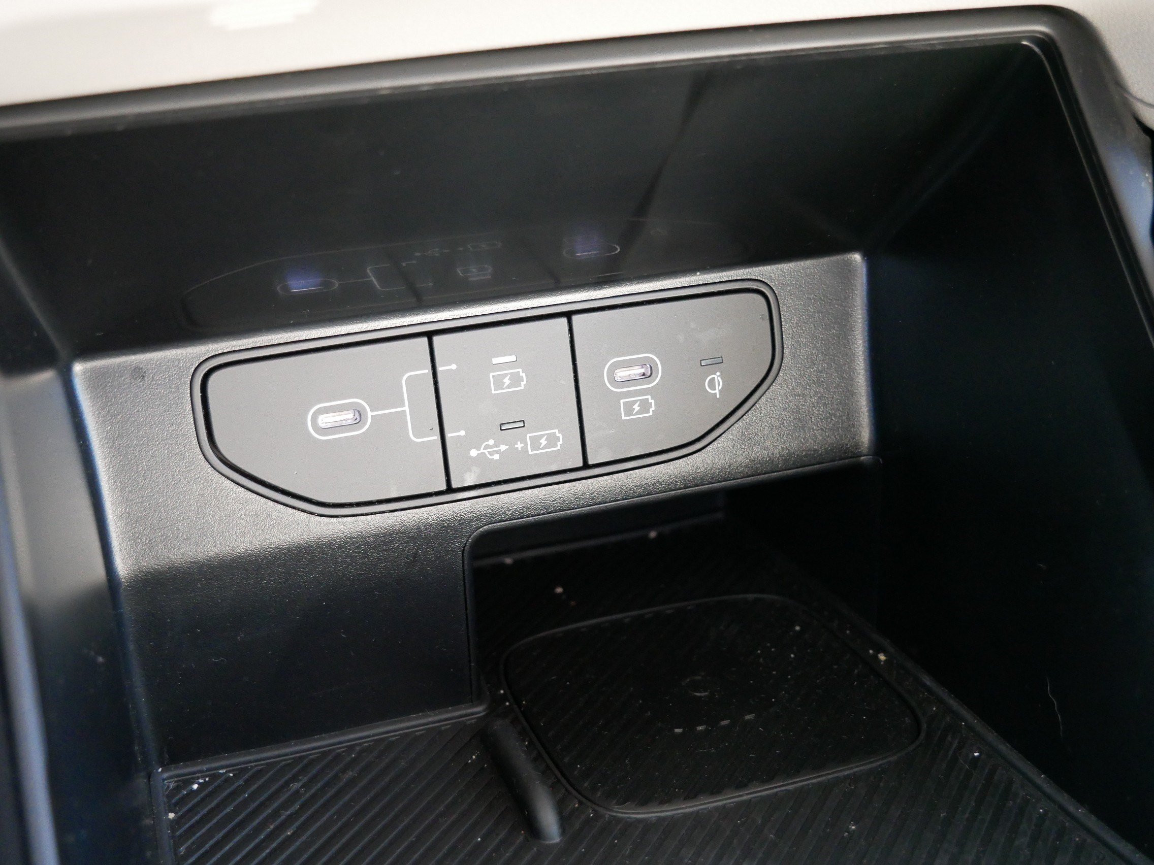 Used 2024 Kia Sorento S w/ Panoramic Sunroof Package AWD/4WD image 24