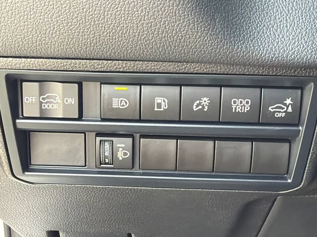 Used 2025 Toyota Sequoia SR5 AWD/4WD image 23