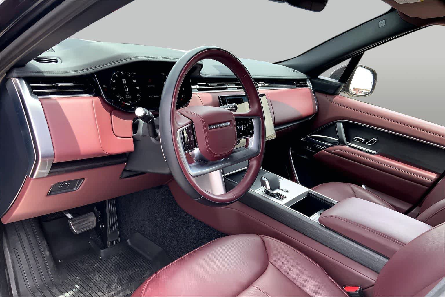 Certified 2024 Land Rover Range Rover SE AWD/4WD image 16