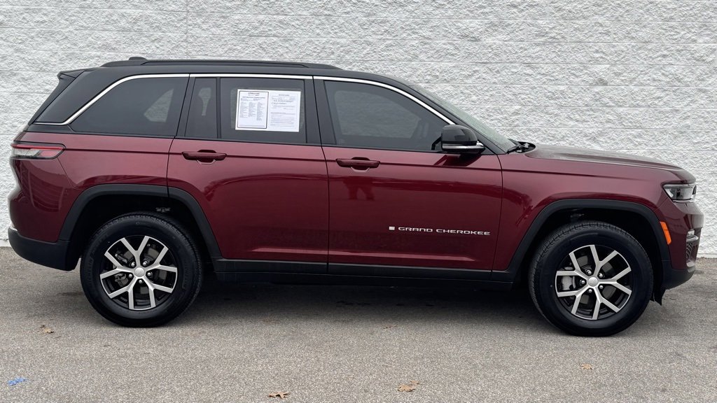 Used 2024 Jeep Grand Cherokee Limited image 6