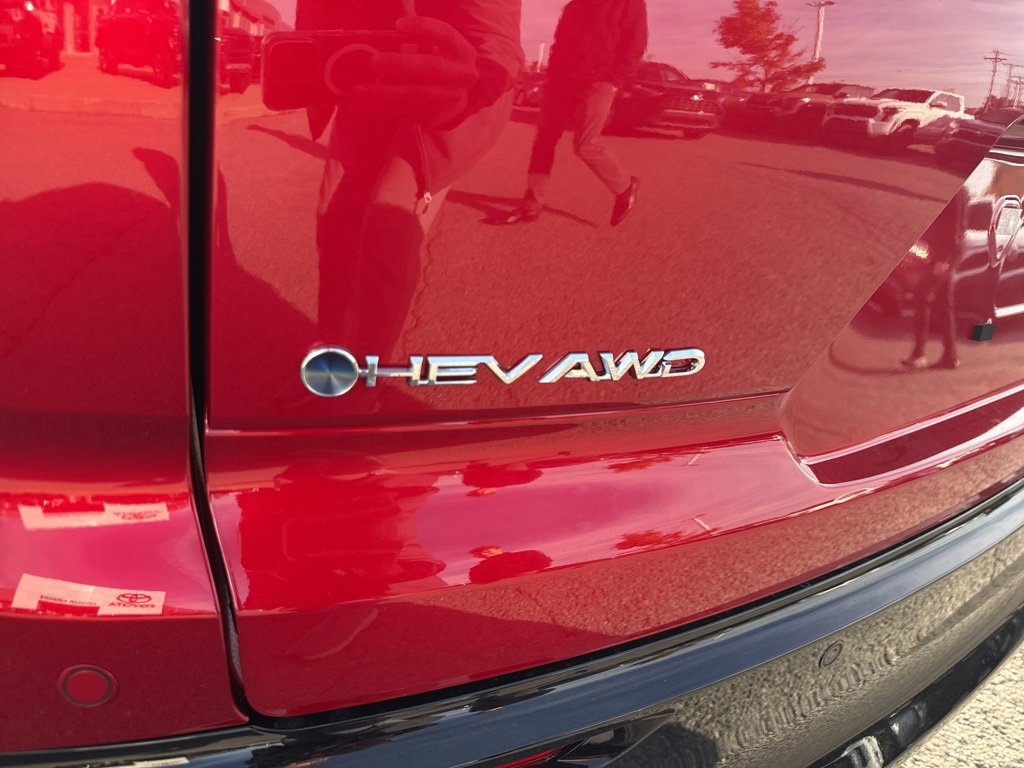 New 2025 Toyota Crown Signia image 17