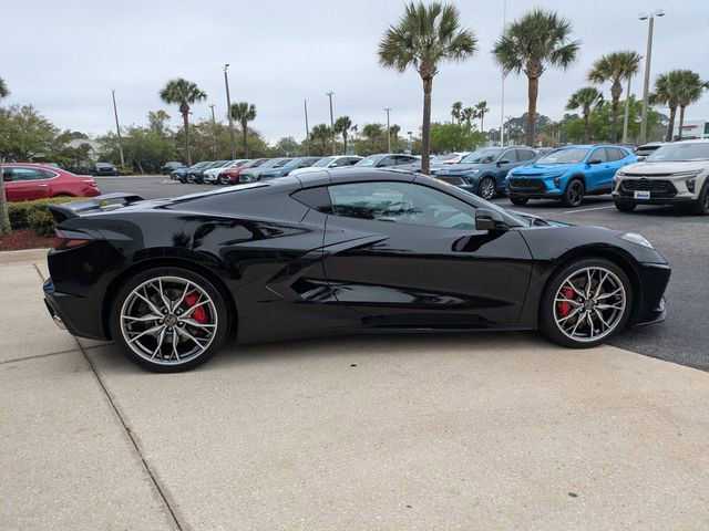 Used 2024 Chevrolet Corvette Stingray Preferred Cpe w/ Z51 Performance Package image 3