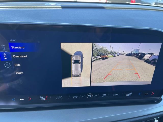 New 2026 Chevrolet Traverse LT w/ Midnight/Sport Edition AWD/4WD image 17