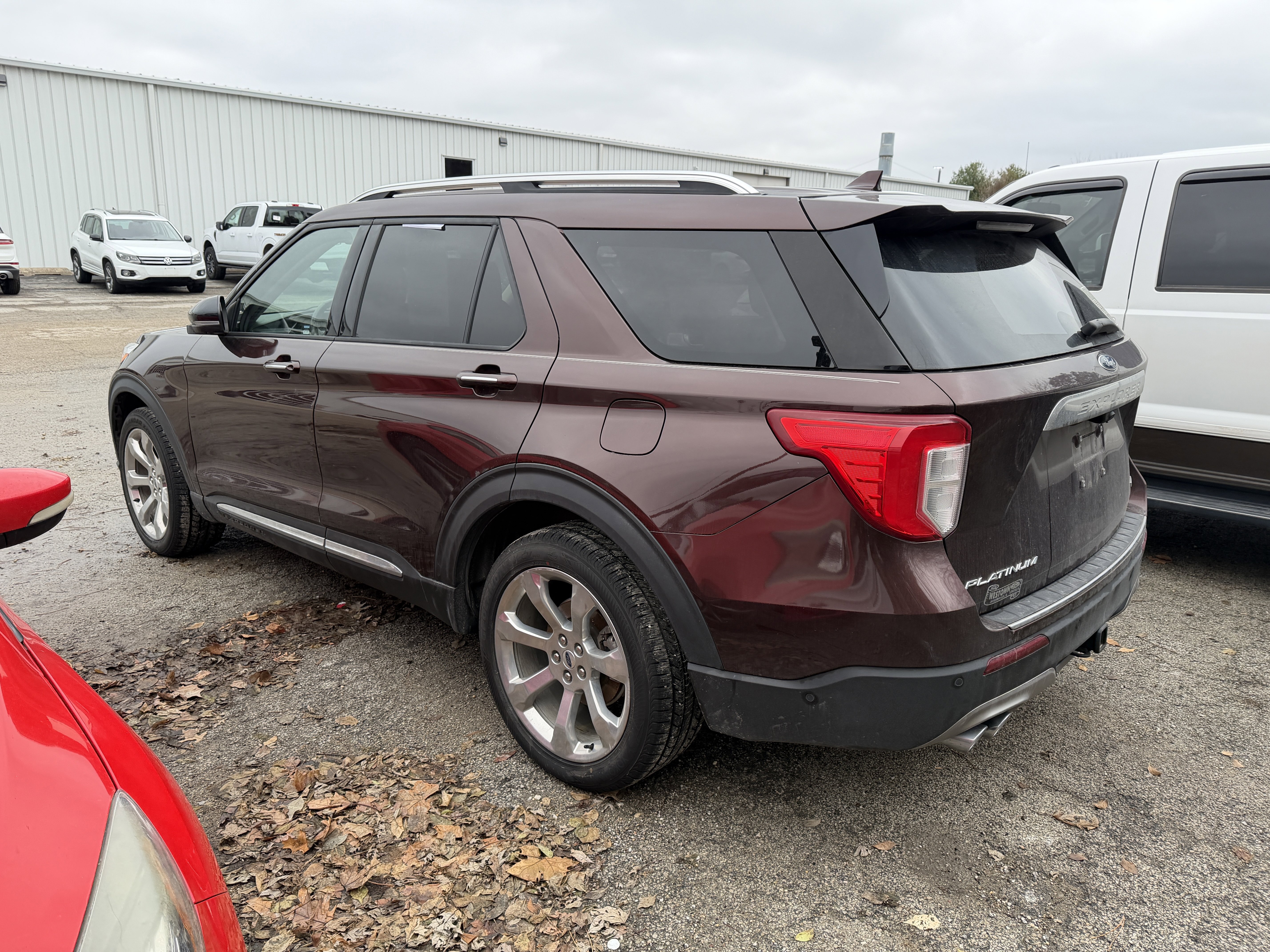 Used 2020 Ford Explorer Platinum w/ Premium Technology Package image 11