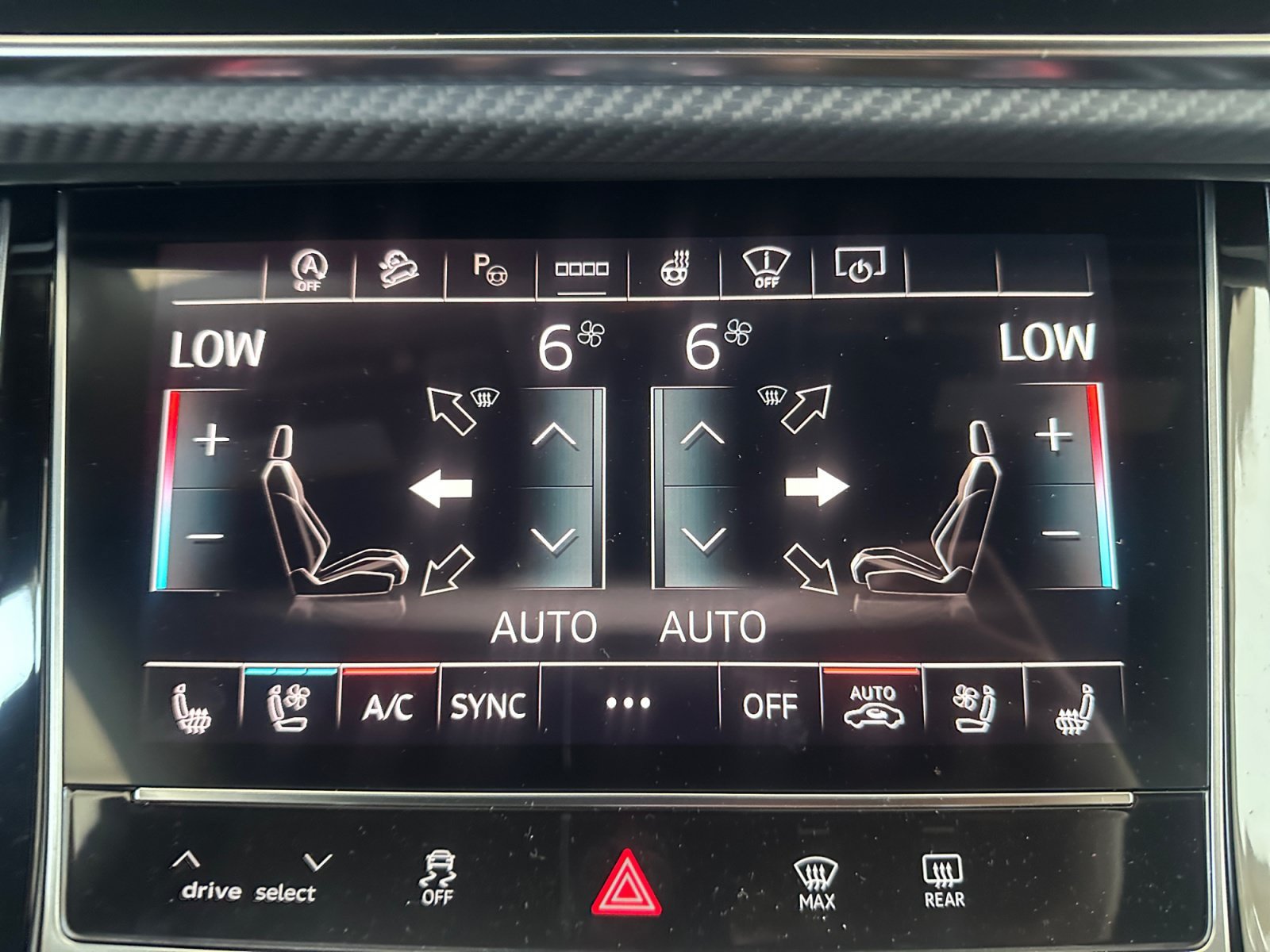 New 2026 Audi SQ8 Prestige AWD/4WD image 21