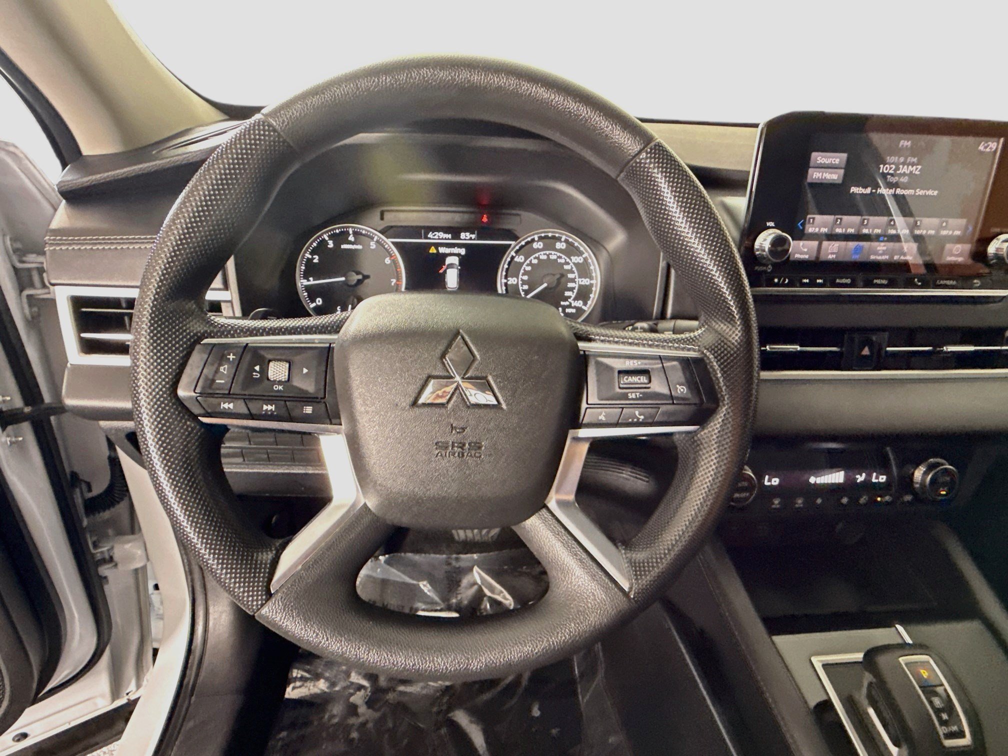 Used 2022 Mitsubishi Outlander ES AWD/4WD image 13
