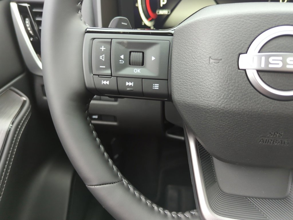 New 2026 Nissan Rogue Platinum image 26