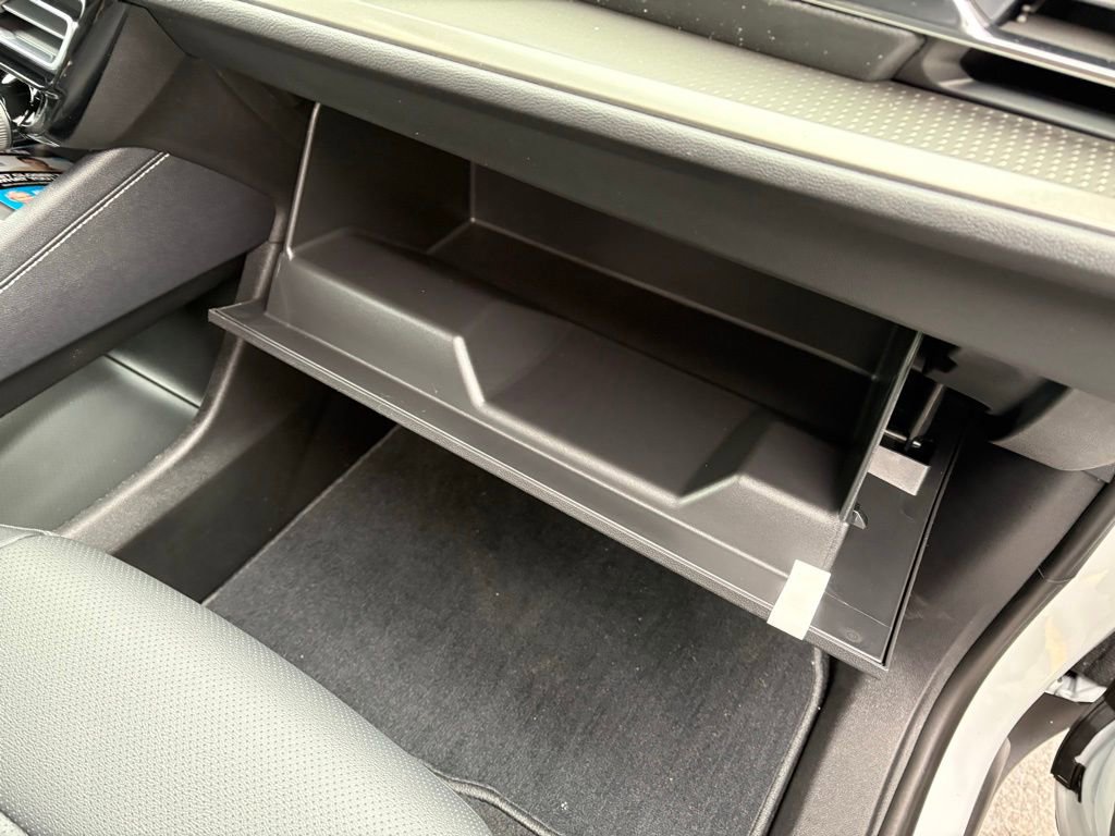 New 2026 Chevrolet Traverse LT w/ LPO, Floor Liner Package image 15