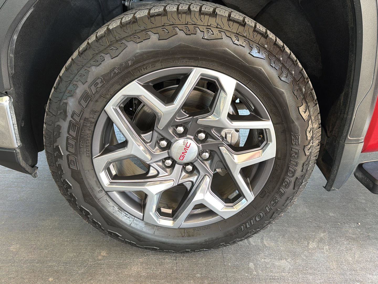 Used 2023 GMC Sierra 1500 SLT image 12