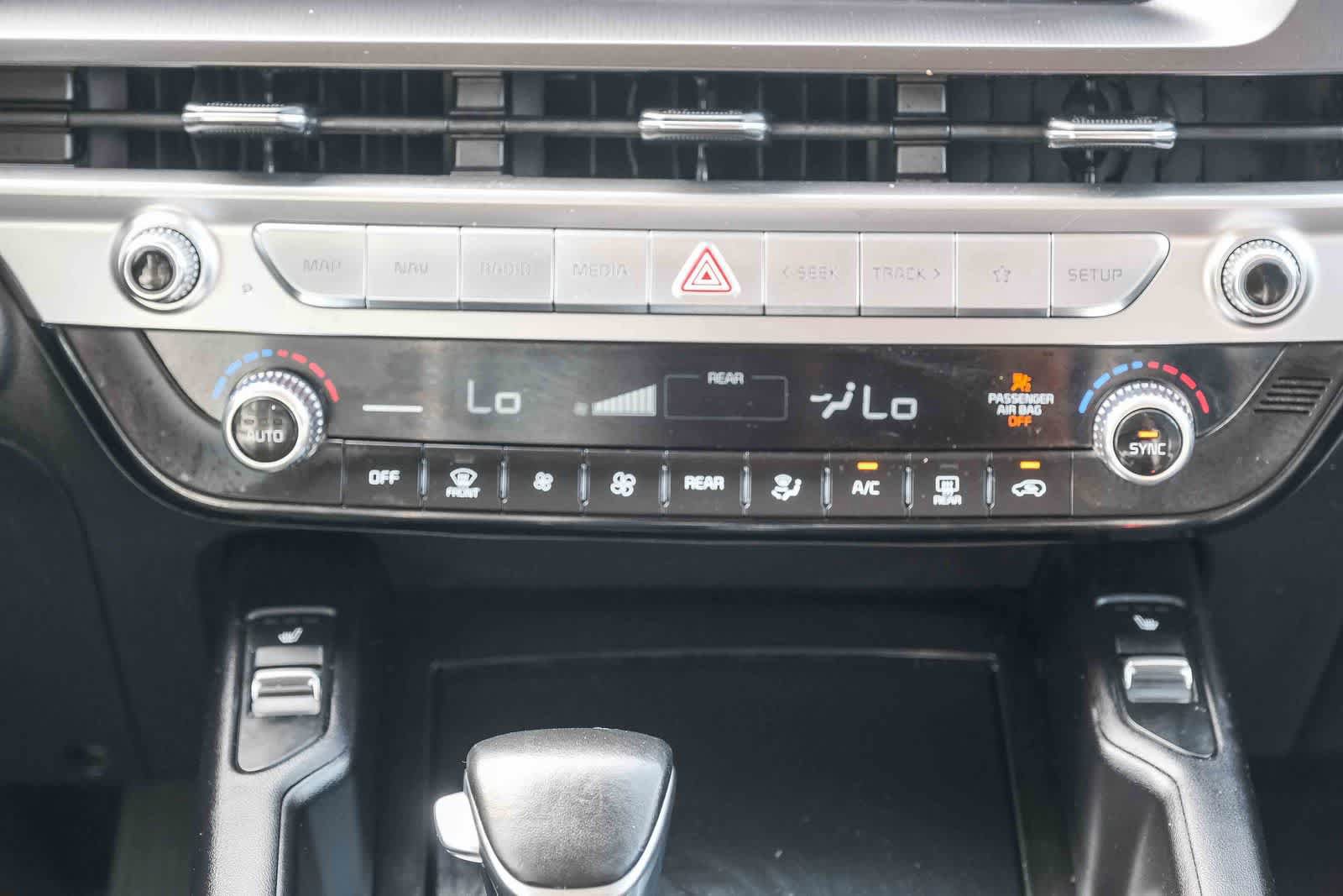 Used 2024 Kia Telluride S w/ S Sunroof Package FWD image 15