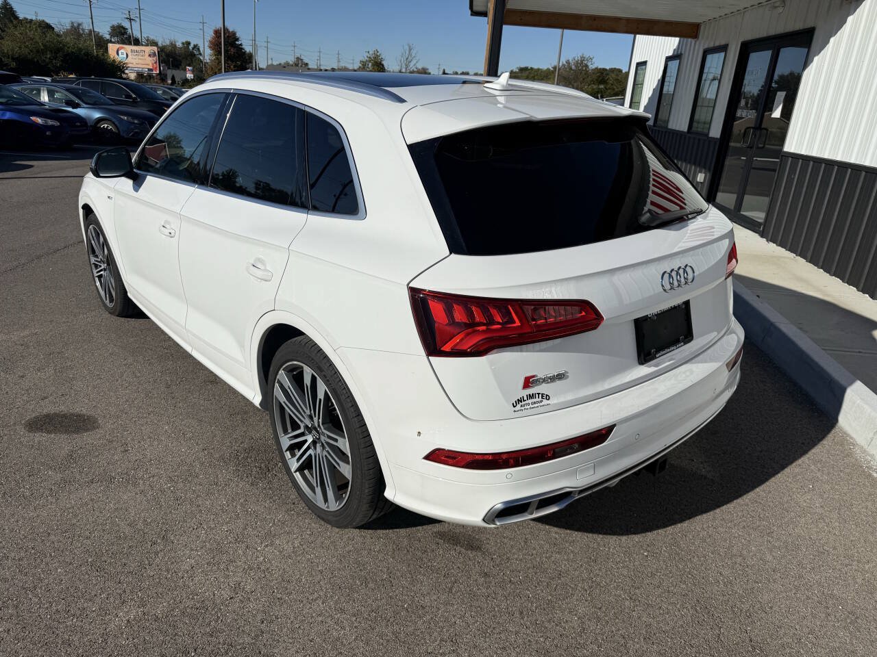 Used 2018 Audi SQ5 Premium Plus w/ S Sport Package AWD/4WD image 11