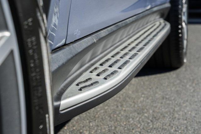 New 2026 Mercedes-Benz GLS 450 4MATIC image 17