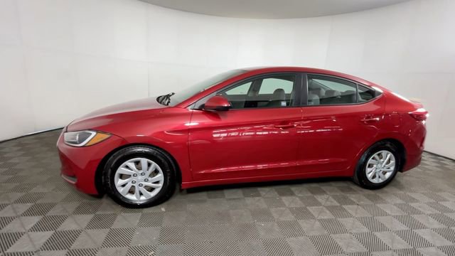 Used 2017 Hyundai Elantra SE FWD image 13