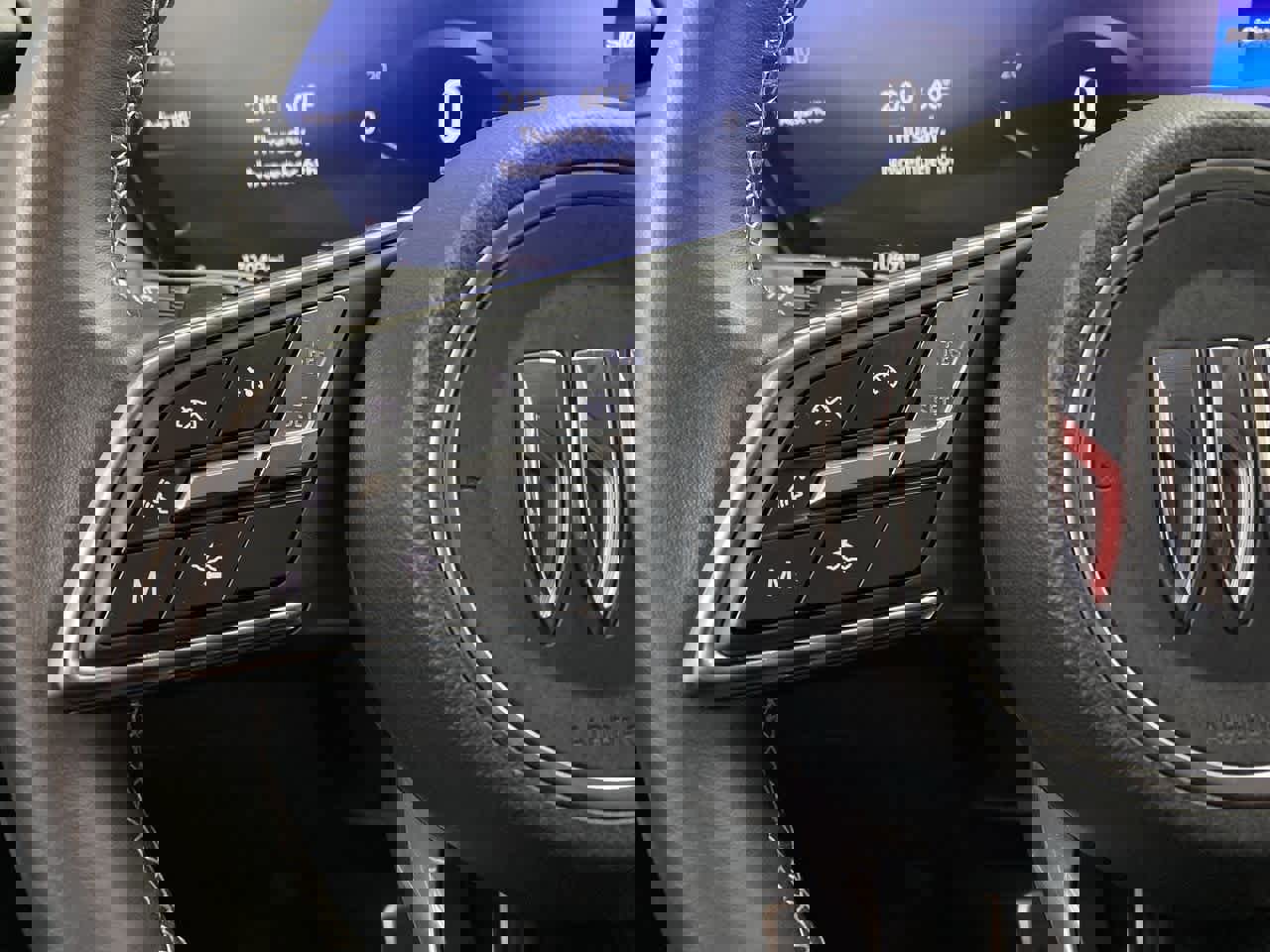 Used 2025 Buick Envision Sport Touring image 20