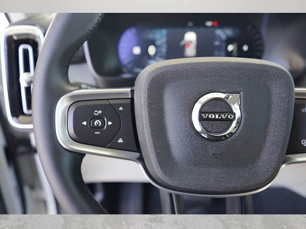 New 2026 Volvo XC40 B5 Ultra w/ Climate Package AWD/4WD image 14