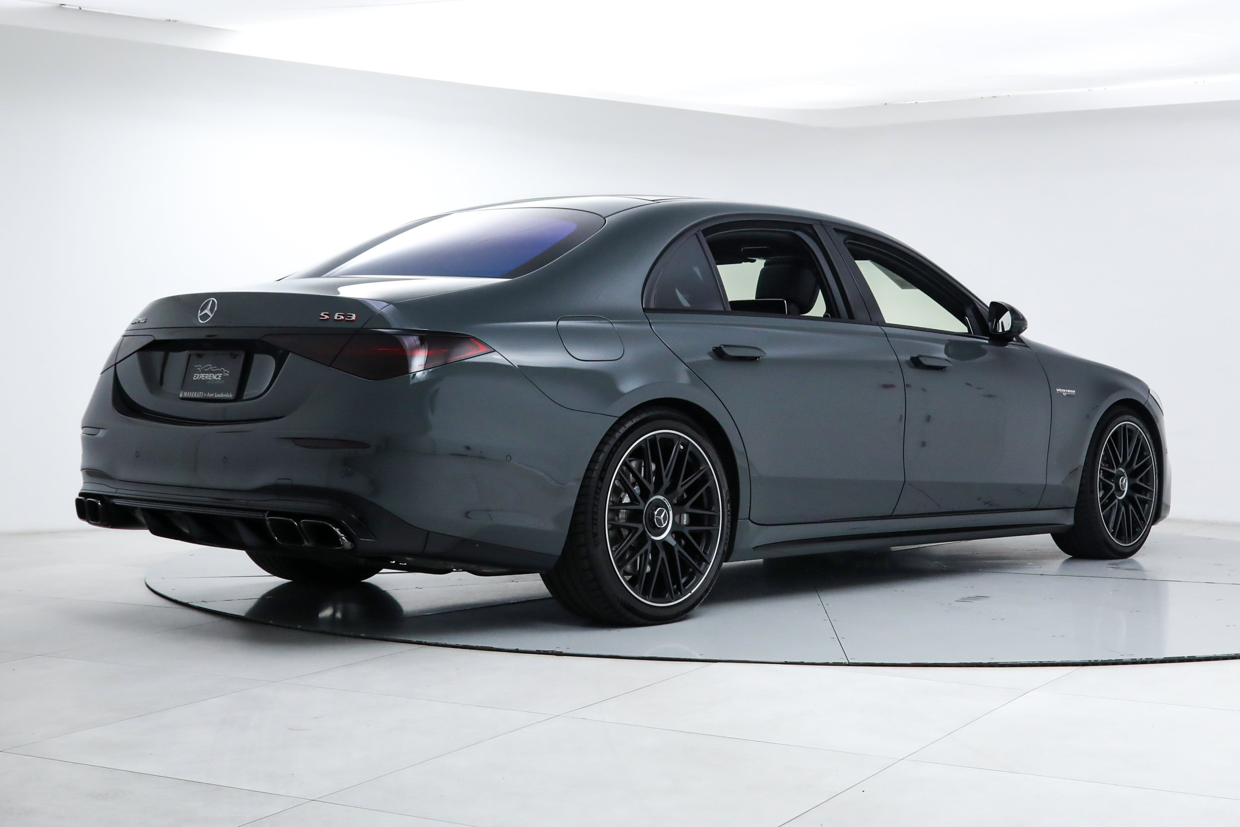 Used 2025 Mercedes-Benz S 63 AMG S image 5