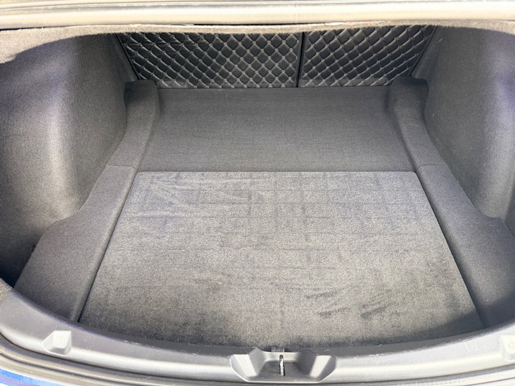 Used 2019 Tesla Model 3 Standard Range image 17