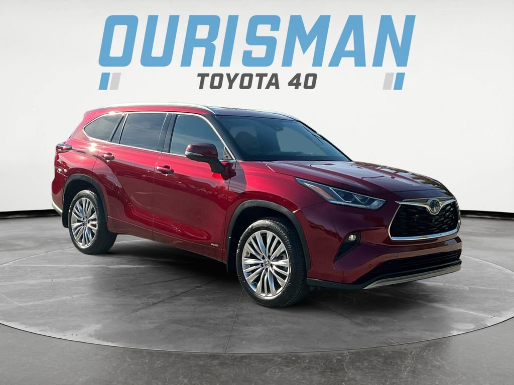 Used 2024 Toyota Highlander Platinum