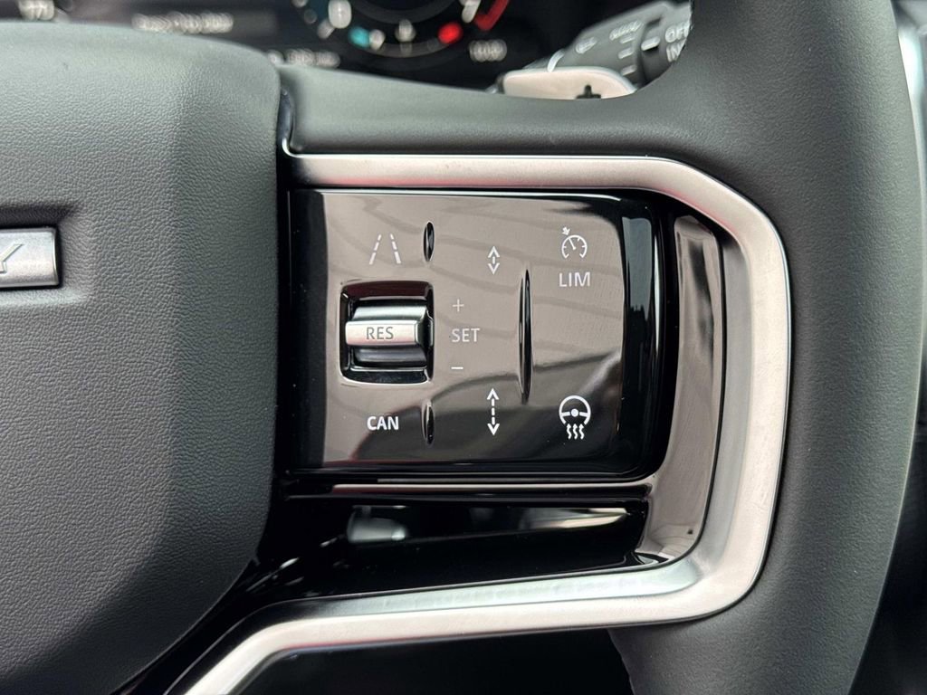 New 2026 Land Rover Discovery Sport Landmark image 26