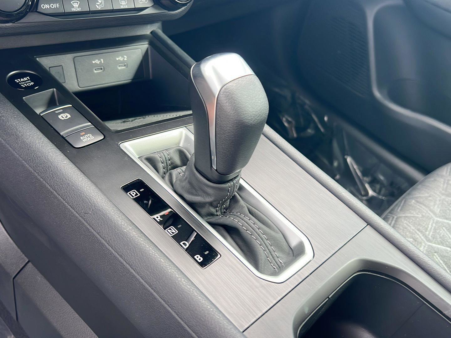 New 2026 Nissan Kicks SV image 27