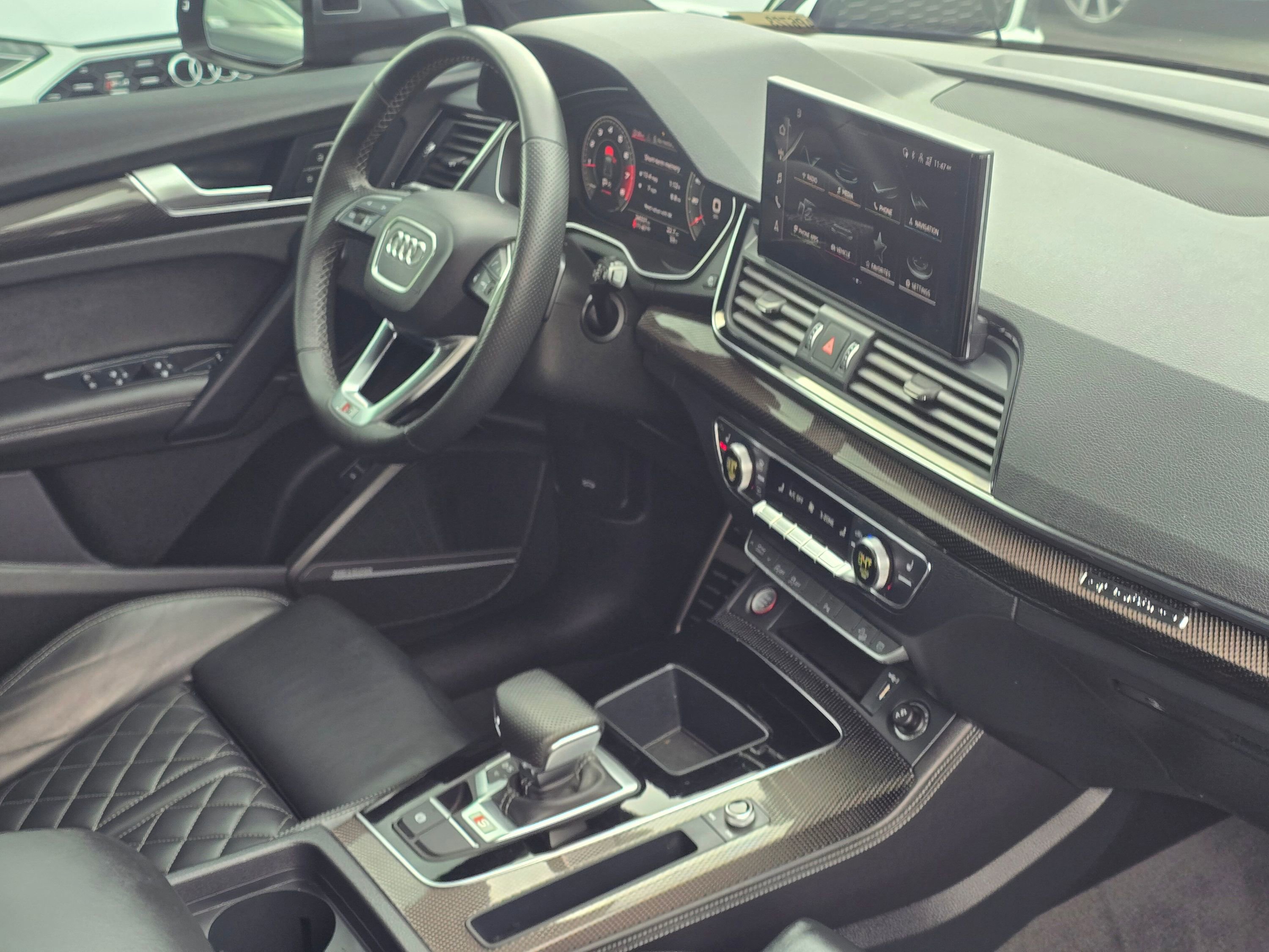 Used 2023 Audi SQ5 Premium Plus w/ Premium Plus Package image 30