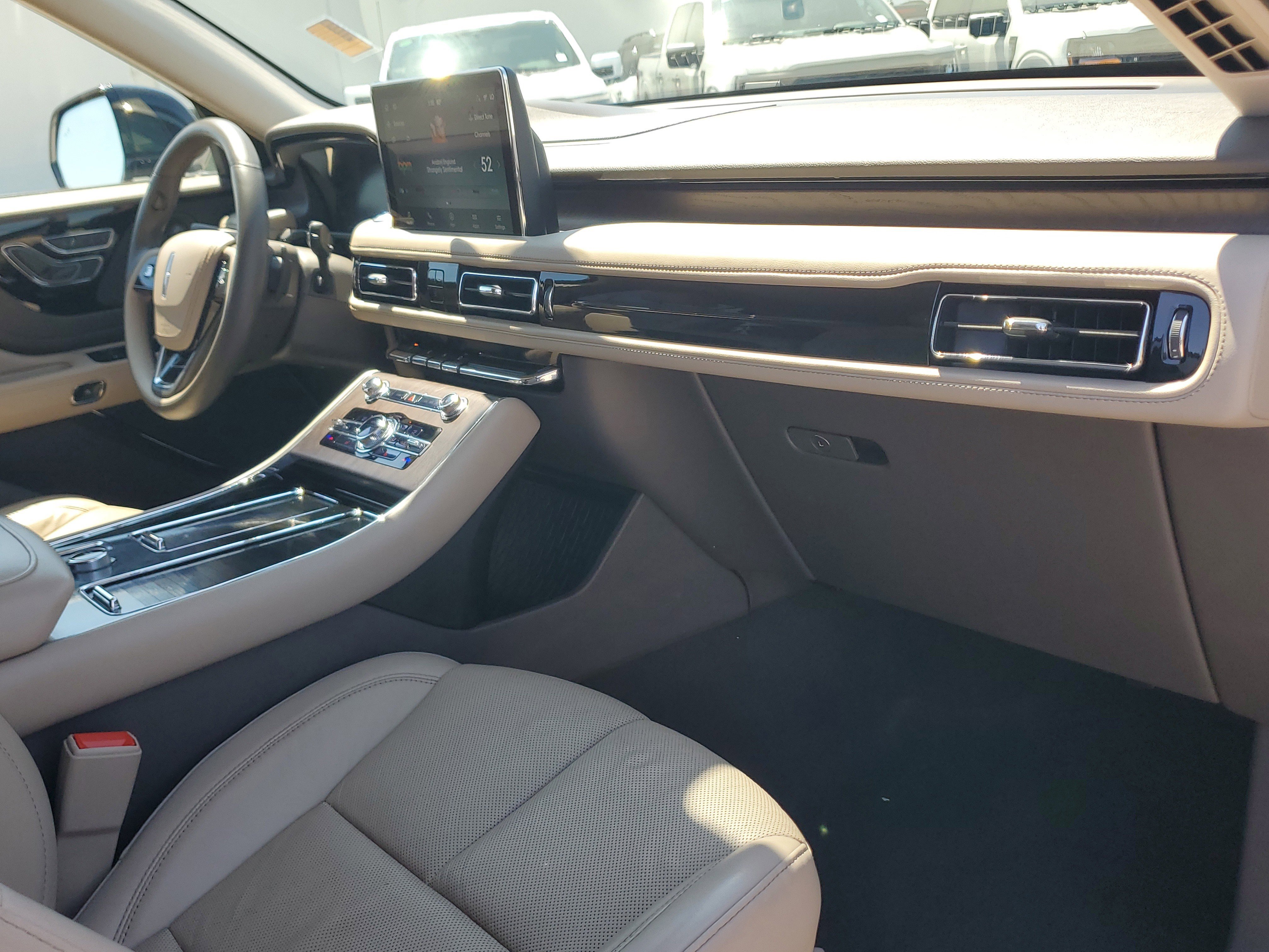 Used 2022 Lincoln Aviator Reserve image 20