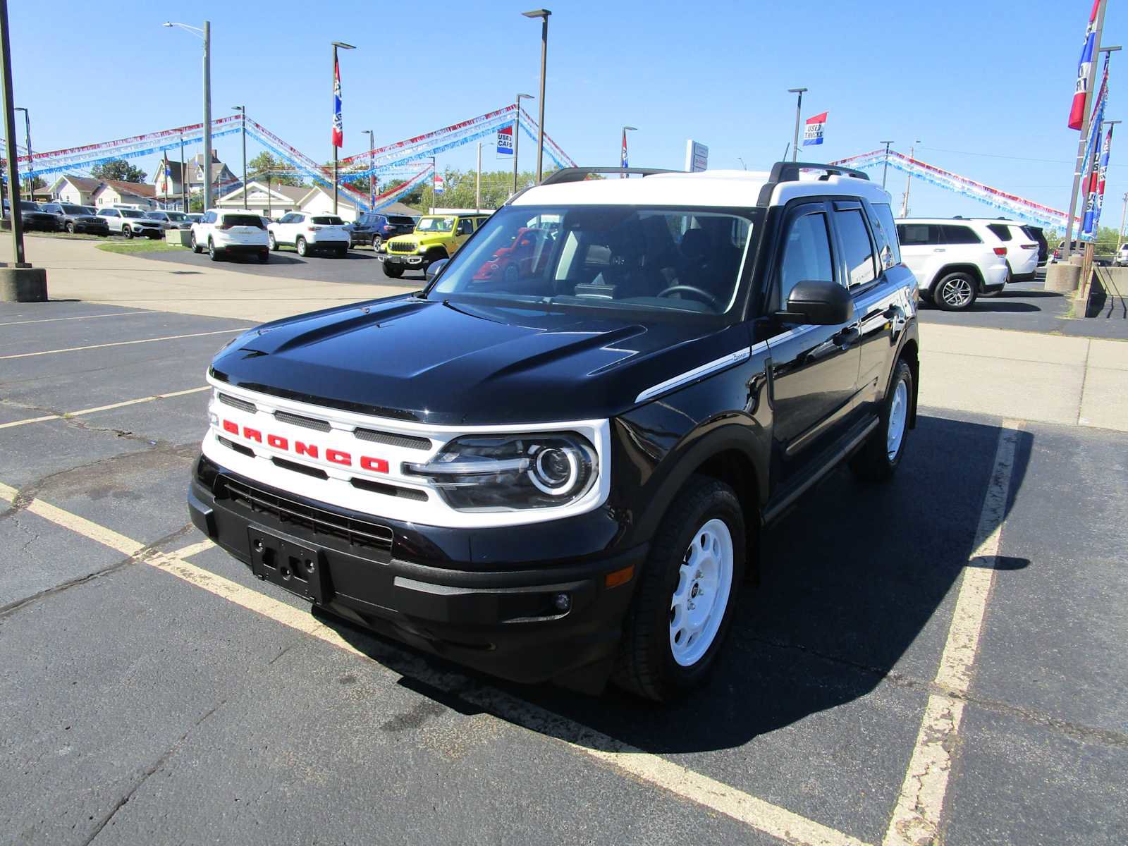 Used 2024 Ford Bronco Sport Heritage w/ Heritage Convenience Package image 1