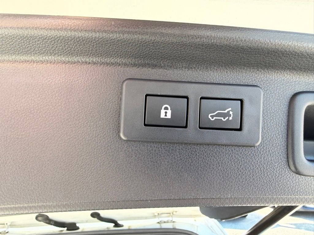 Used 2024 Subaru Forester Wilderness w/ Convenience Package image 8