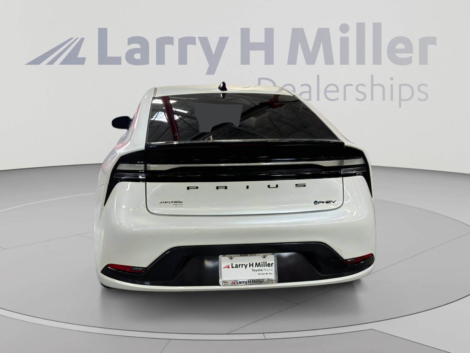 Certified 2026 Toyota Prius Plug-In Hybrid FWD image 4