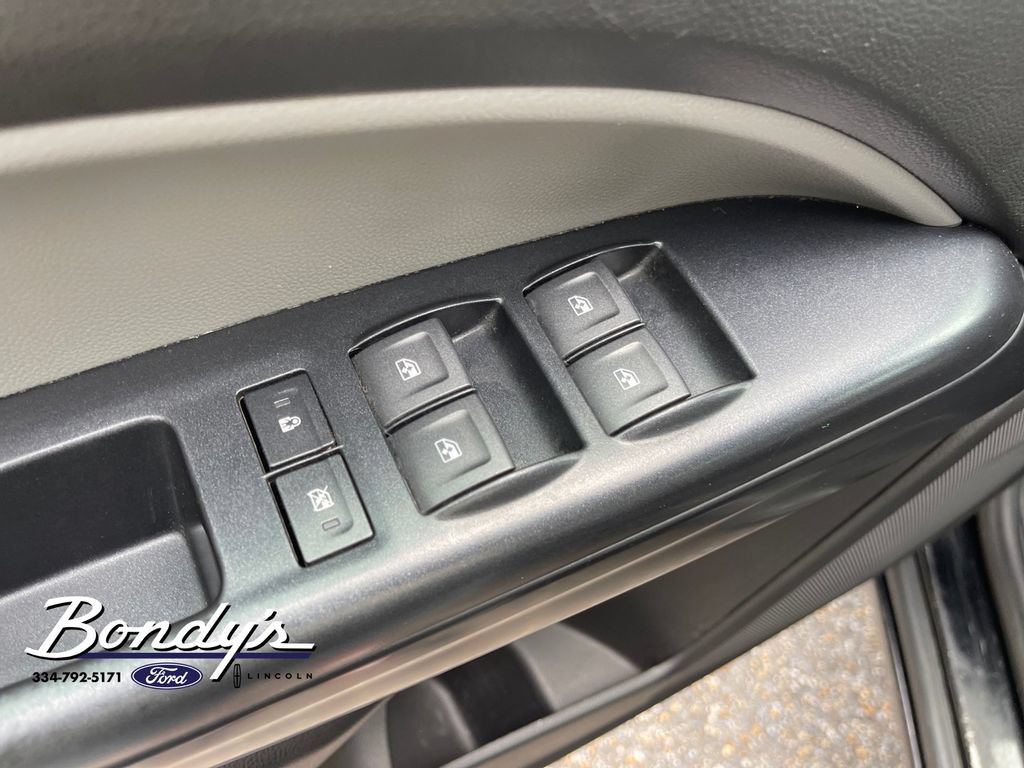 Used 2020 Chevrolet Colorado W/T w/ WT Convenience Package RWD image 8