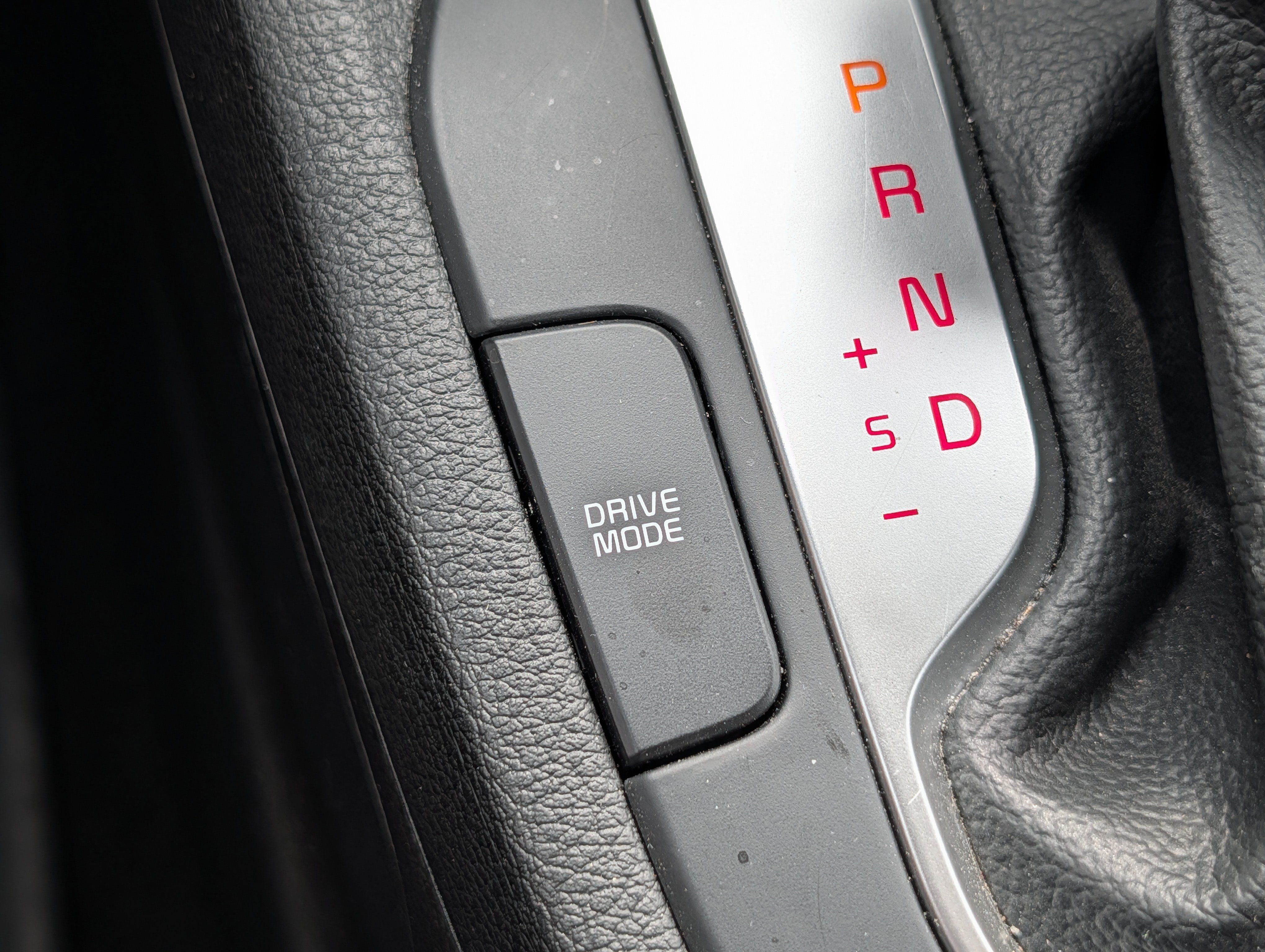 Certified 2024 Kia Forte LXS w/ LXS Technology Package FWD image 28