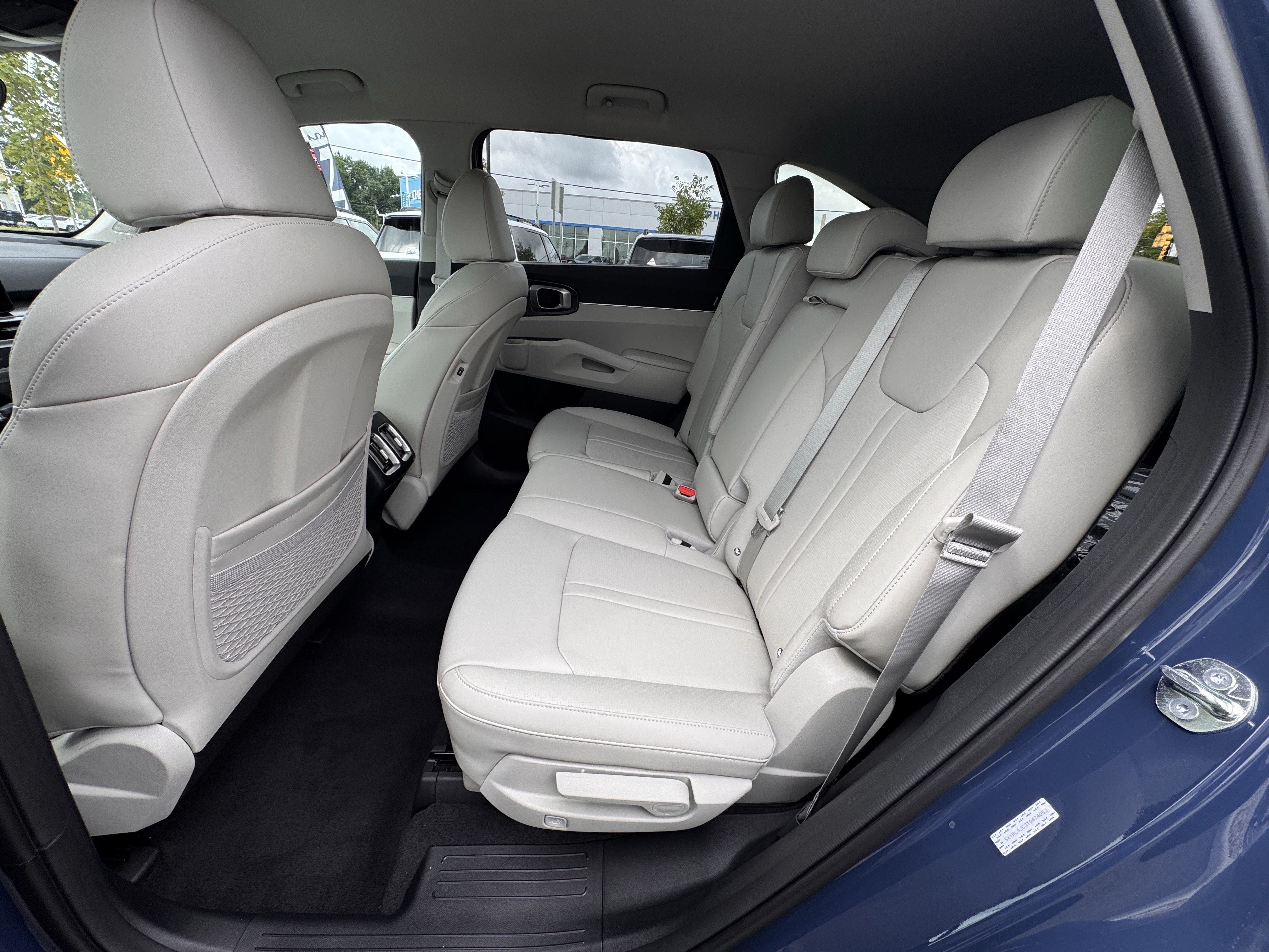 New 2026 Kia Sorento S FWD image 17