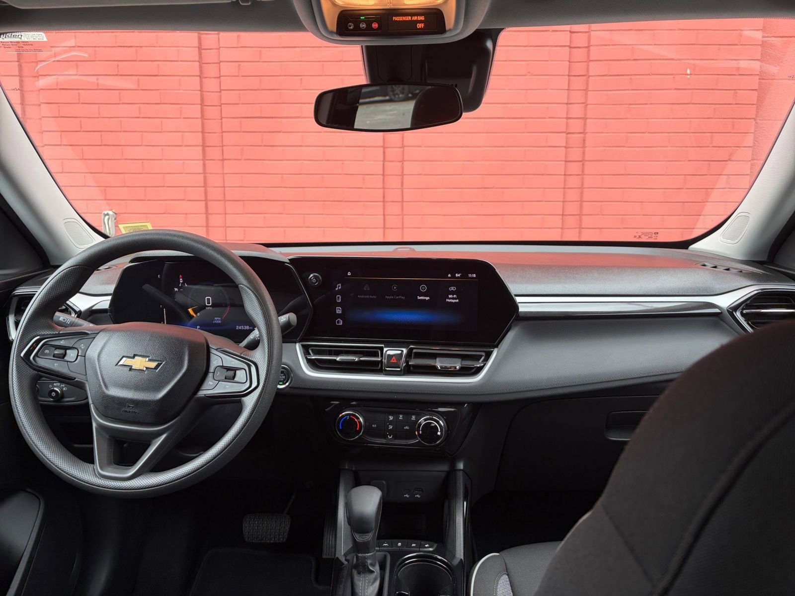 Used 2025 Chevrolet TrailBlazer LT FWD image 30